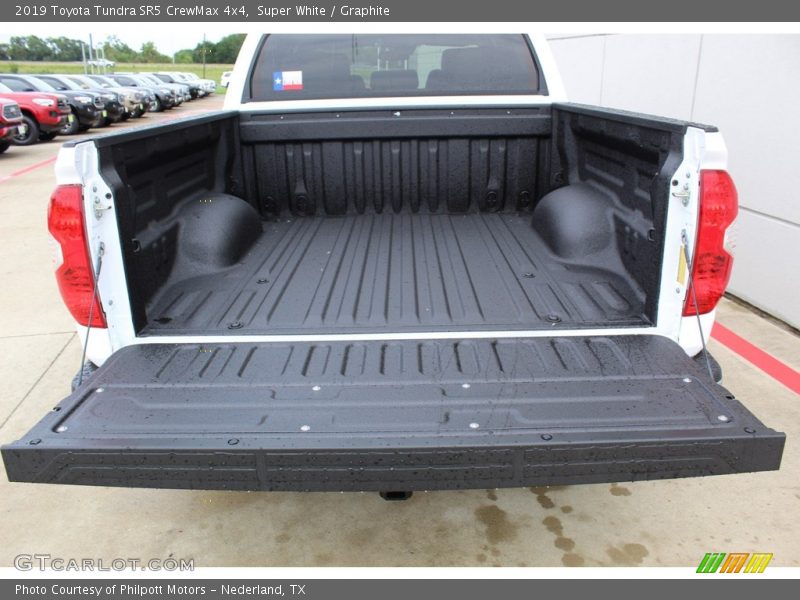 Super White / Graphite 2019 Toyota Tundra SR5 CrewMax 4x4