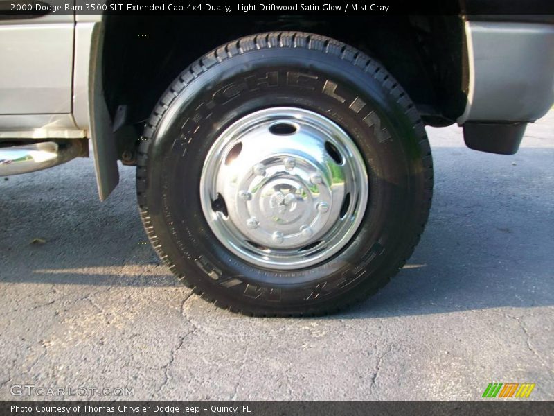 Light Driftwood Satin Glow / Mist Gray 2000 Dodge Ram 3500 SLT Extended Cab 4x4 Dually