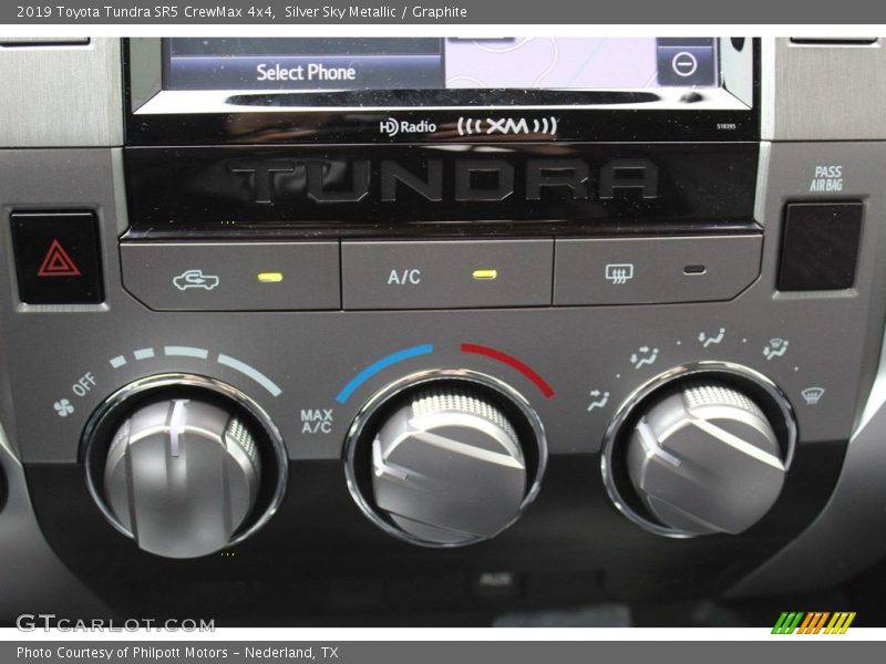 Silver Sky Metallic / Graphite 2019 Toyota Tundra SR5 CrewMax 4x4
