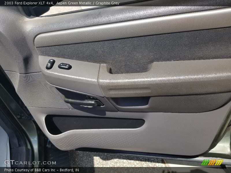 Aspen Green Metallic / Graphite Grey 2003 Ford Explorer XLT 4x4