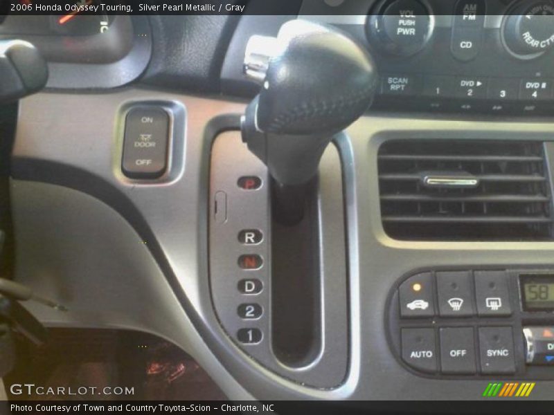 Silver Pearl Metallic / Gray 2006 Honda Odyssey Touring