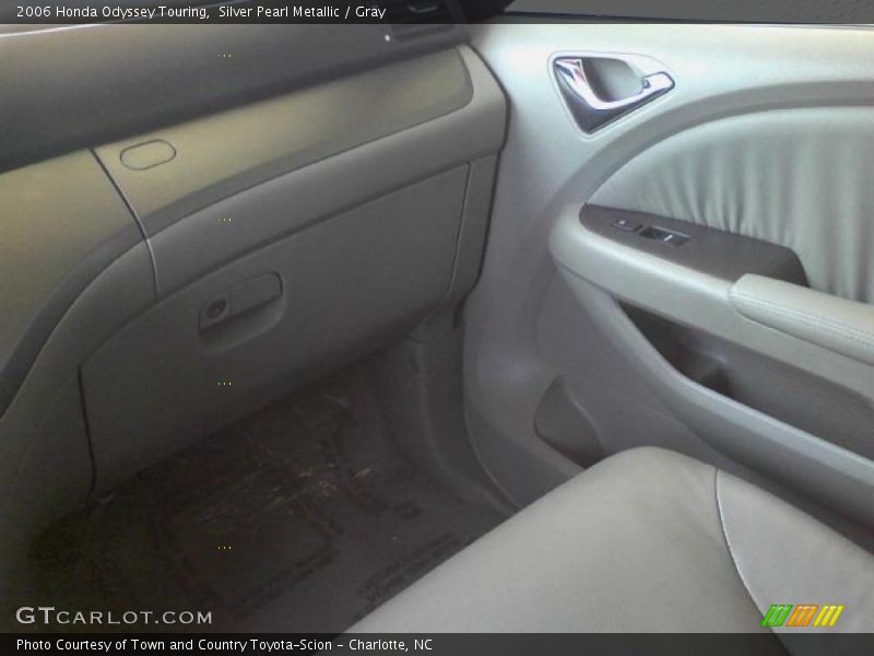 Silver Pearl Metallic / Gray 2006 Honda Odyssey Touring