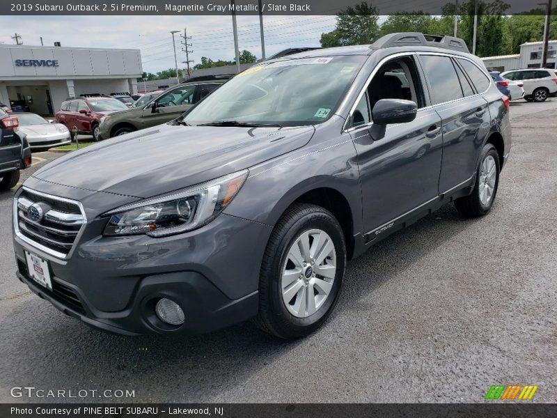 Magnetite Gray Metallic / Slate Black 2019 Subaru Outback 2.5i Premium