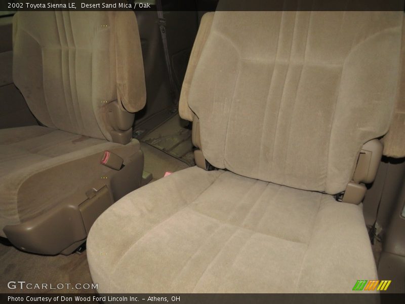 Desert Sand Mica / Oak 2002 Toyota Sienna LE