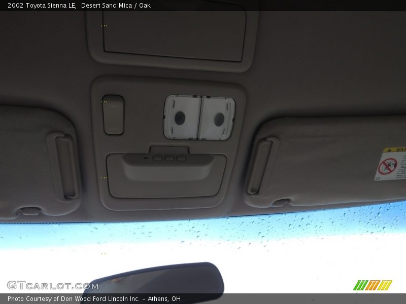 Desert Sand Mica / Oak 2002 Toyota Sienna LE