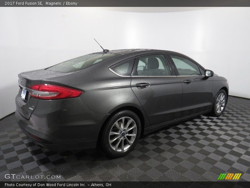 Magnetic / Ebony 2017 Ford Fusion SE