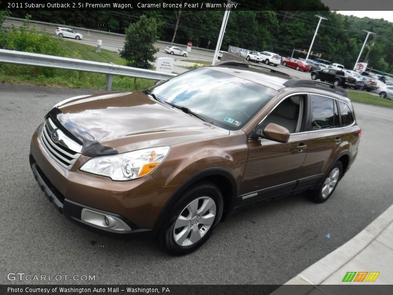 Caramel Bronze Pearl / Warm Ivory 2011 Subaru Outback 2.5i Premium Wagon