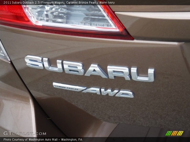Caramel Bronze Pearl / Warm Ivory 2011 Subaru Outback 2.5i Premium Wagon