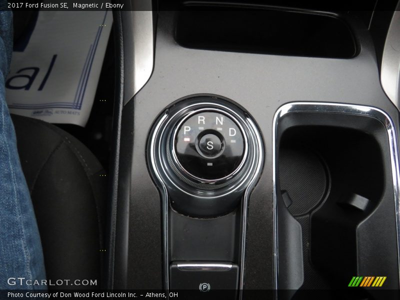 Magnetic / Ebony 2017 Ford Fusion SE