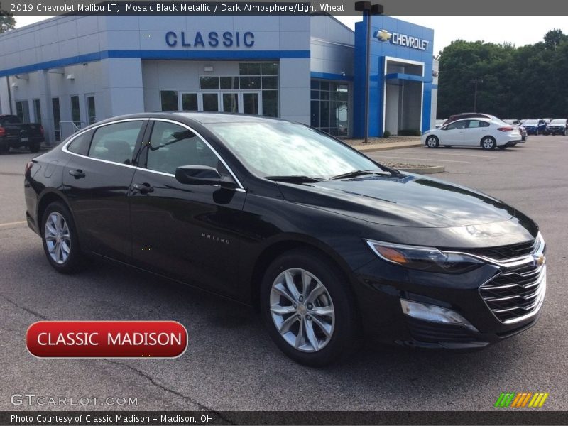 Mosaic Black Metallic / Dark Atmosphere/Light Wheat 2019 Chevrolet Malibu LT