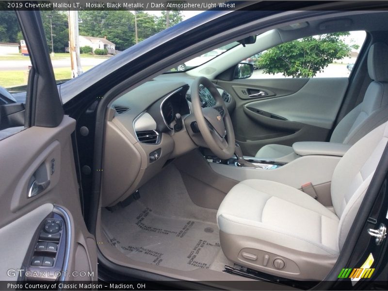 Mosaic Black Metallic / Dark Atmosphere/Light Wheat 2019 Chevrolet Malibu LT