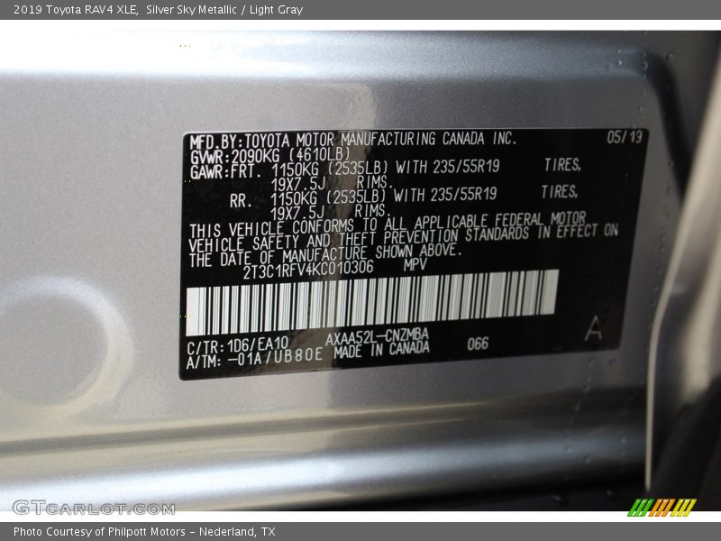 Silver Sky Metallic / Light Gray 2019 Toyota RAV4 XLE