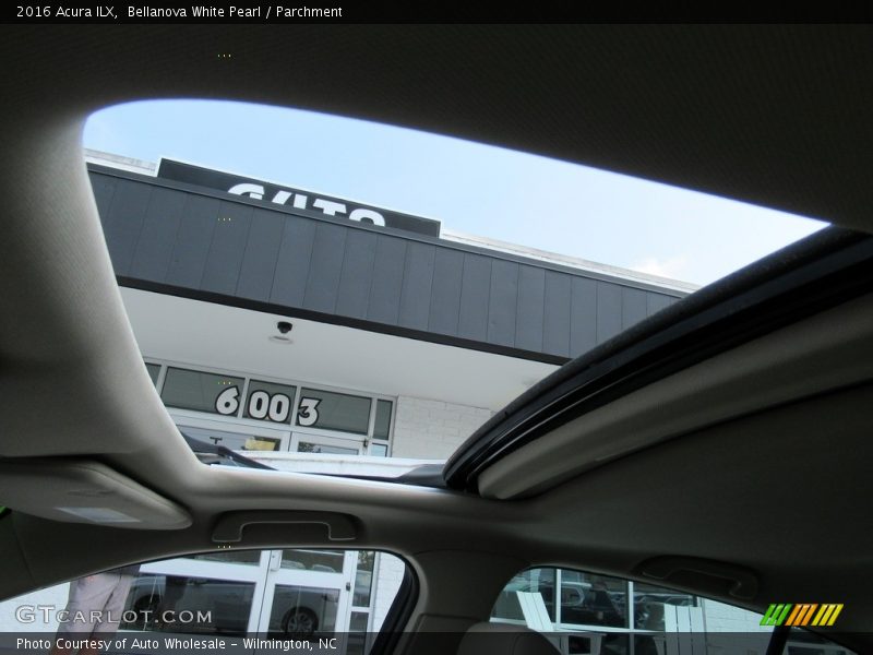 Bellanova White Pearl / Parchment 2016 Acura ILX