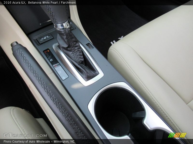 Bellanova White Pearl / Parchment 2016 Acura ILX