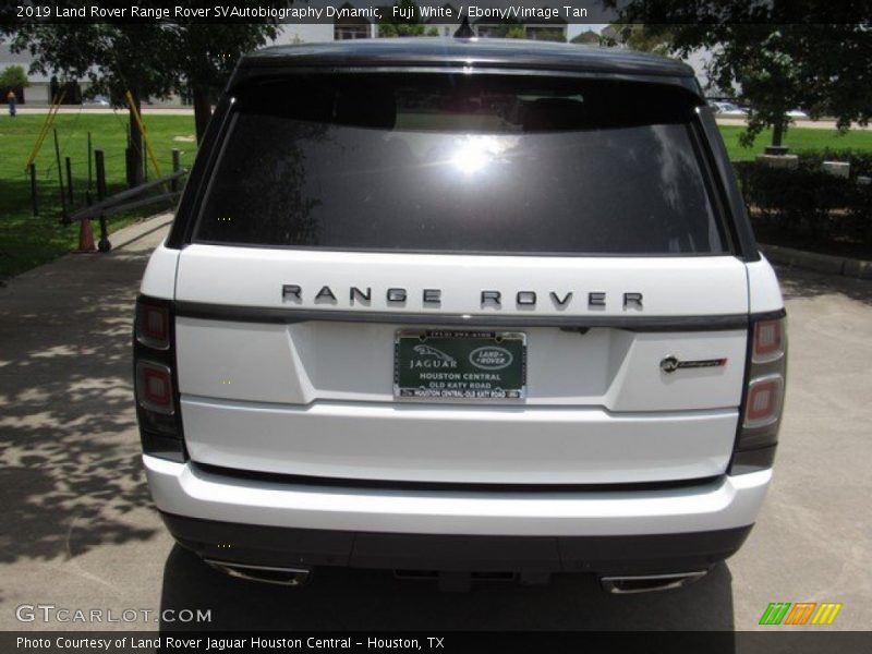 Fuji White / Ebony/Vintage Tan 2019 Land Rover Range Rover SVAutobiography Dynamic