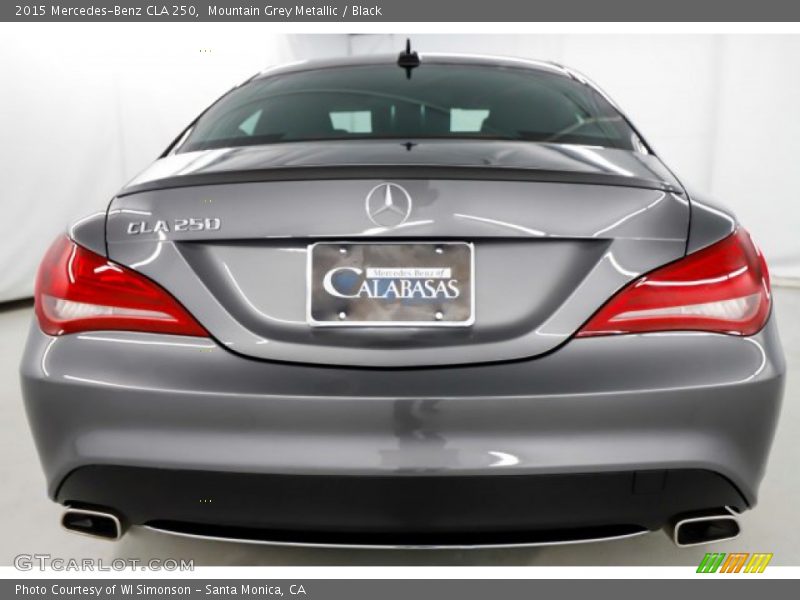 Mountain Grey Metallic / Black 2015 Mercedes-Benz CLA 250