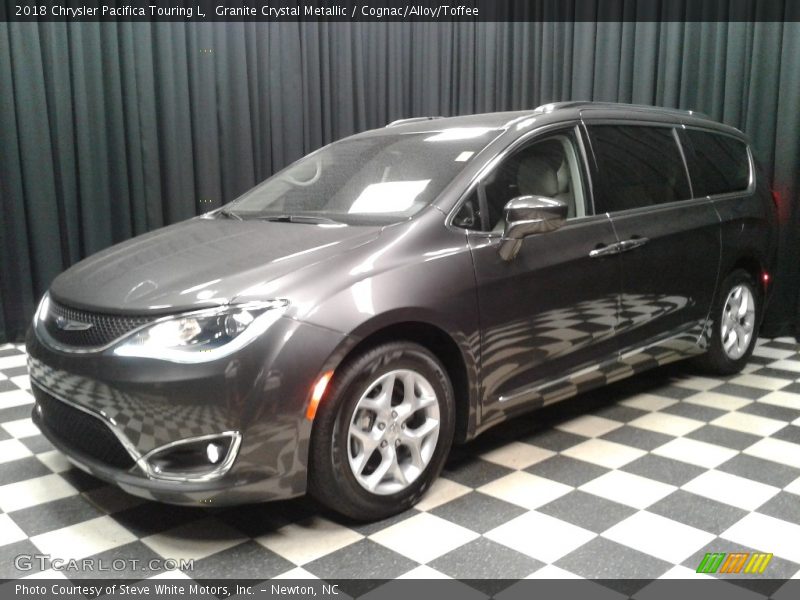 Granite Crystal Metallic / Cognac/Alloy/Toffee 2018 Chrysler Pacifica Touring L