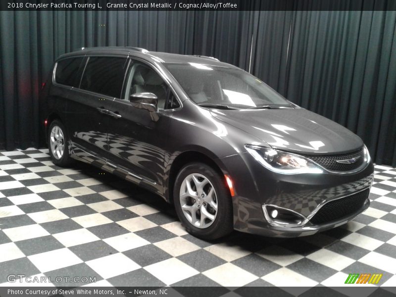 Granite Crystal Metallic / Cognac/Alloy/Toffee 2018 Chrysler Pacifica Touring L