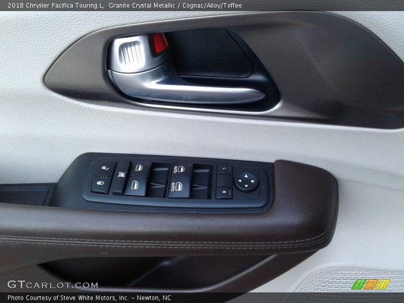 Granite Crystal Metallic / Cognac/Alloy/Toffee 2018 Chrysler Pacifica Touring L