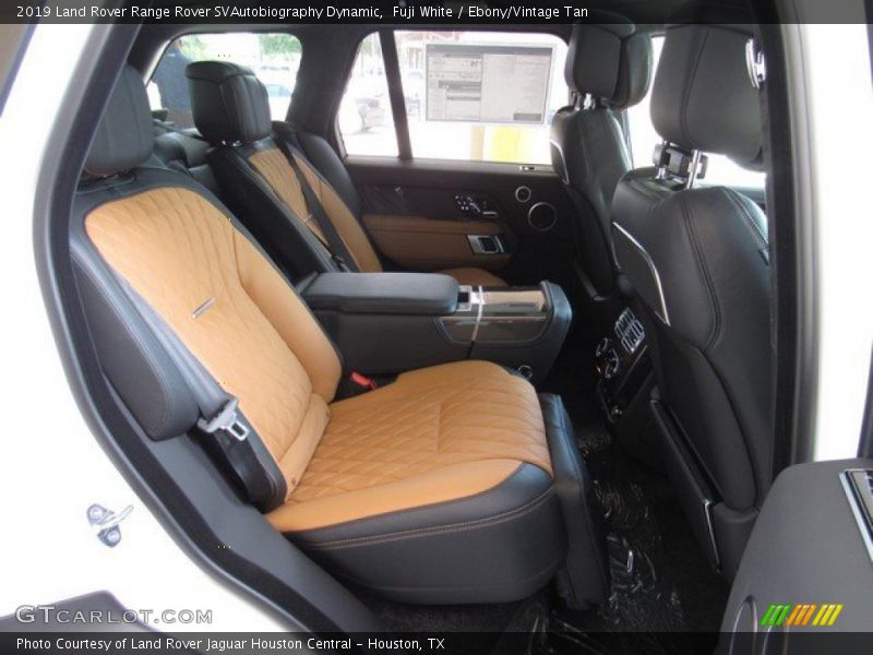 Rear Seat of 2019 Range Rover SVAutobiography Dynamic