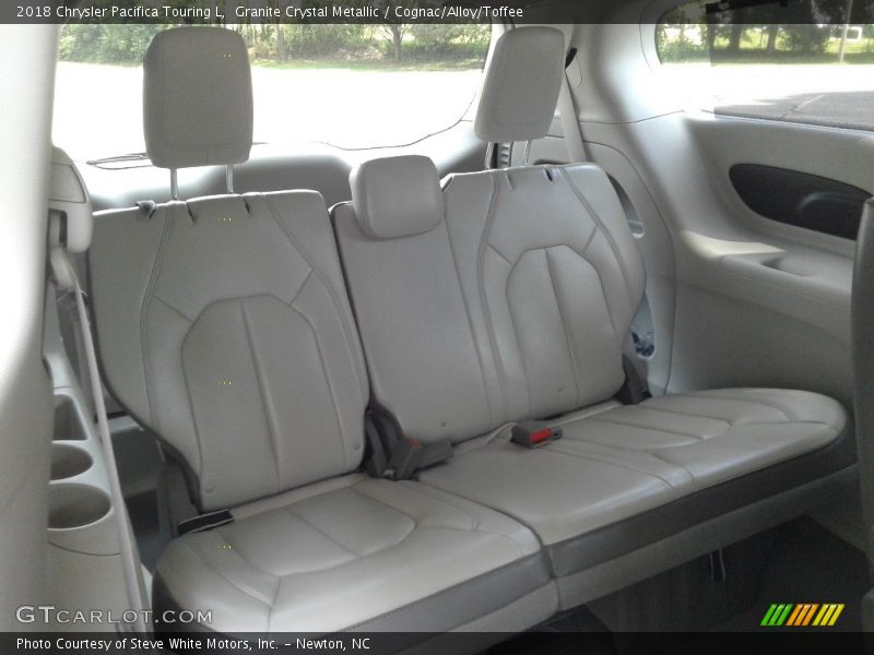 Granite Crystal Metallic / Cognac/Alloy/Toffee 2018 Chrysler Pacifica Touring L