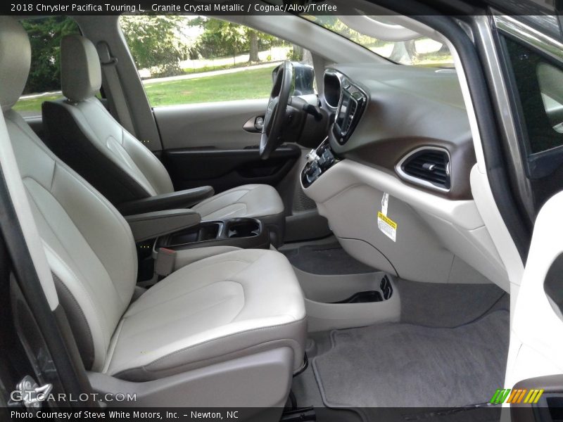 Granite Crystal Metallic / Cognac/Alloy/Toffee 2018 Chrysler Pacifica Touring L