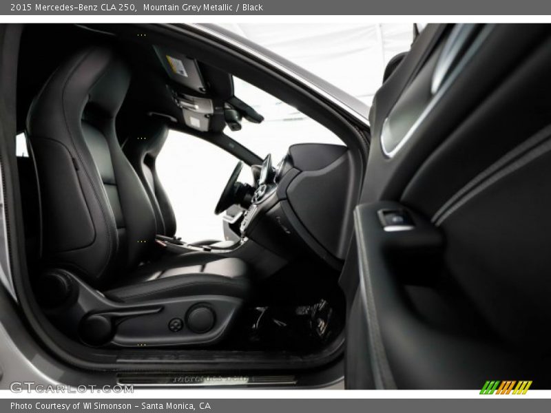 Mountain Grey Metallic / Black 2015 Mercedes-Benz CLA 250