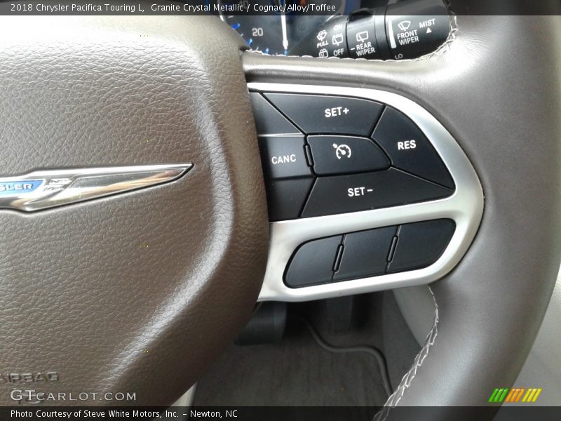 Granite Crystal Metallic / Cognac/Alloy/Toffee 2018 Chrysler Pacifica Touring L