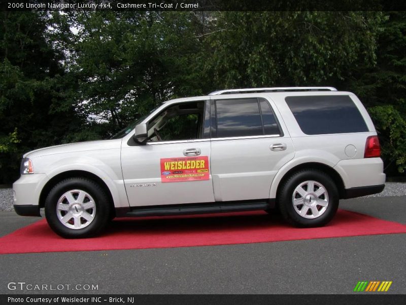 Cashmere Tri-Coat / Camel 2006 Lincoln Navigator Luxury 4x4