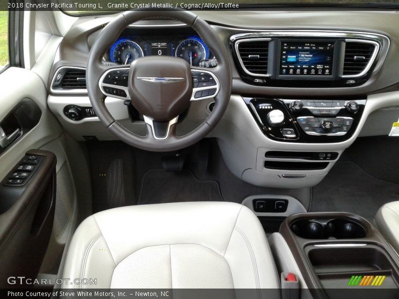 Granite Crystal Metallic / Cognac/Alloy/Toffee 2018 Chrysler Pacifica Touring L