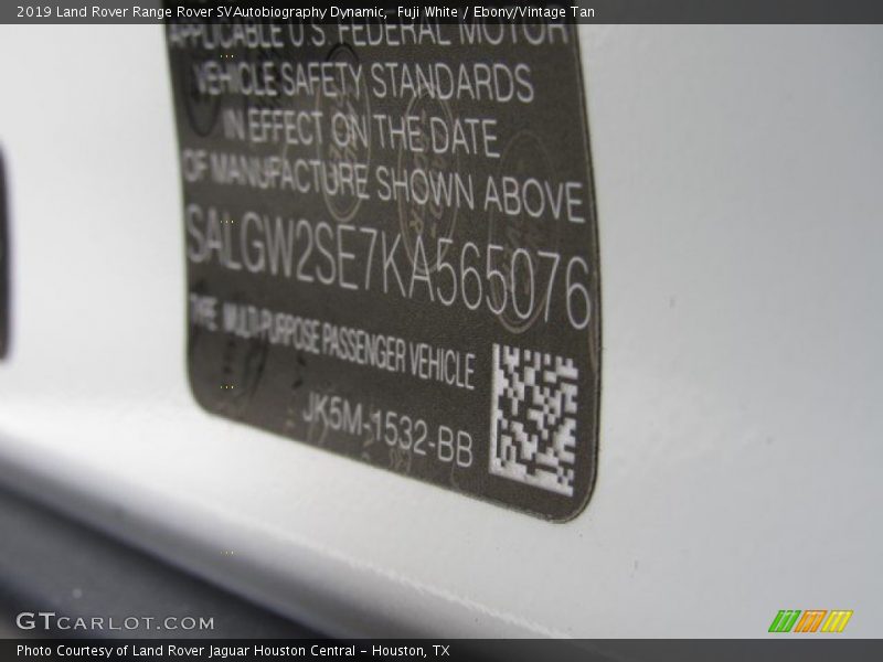 Fuji White / Ebony/Vintage Tan 2019 Land Rover Range Rover SVAutobiography Dynamic