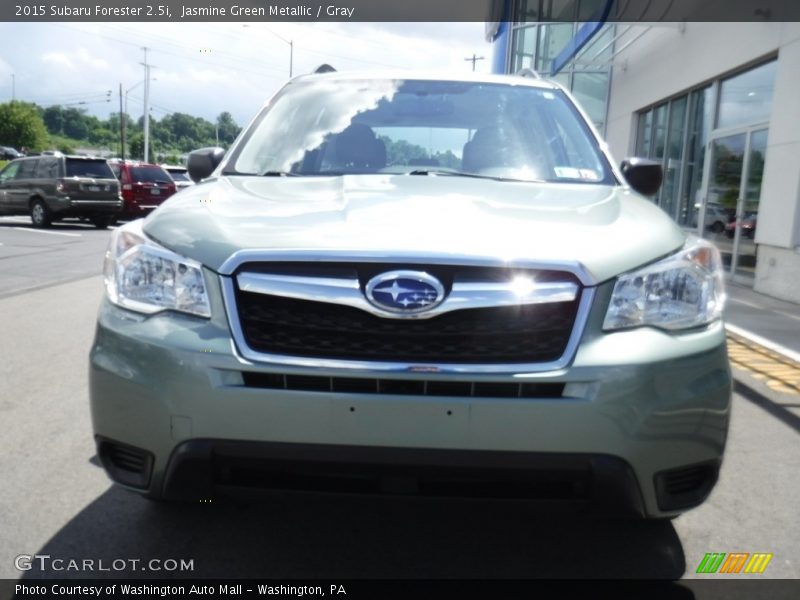 Jasmine Green Metallic / Gray 2015 Subaru Forester 2.5i