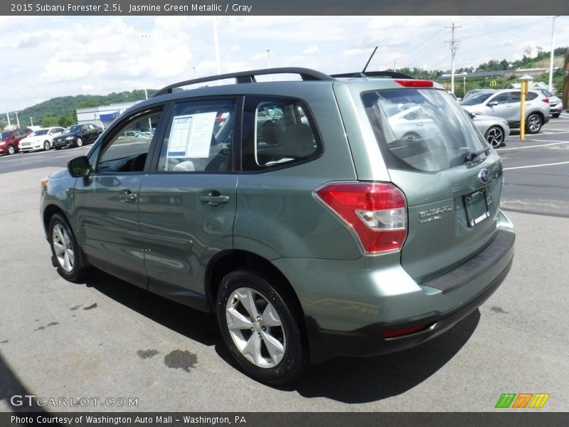 Jasmine Green Metallic / Gray 2015 Subaru Forester 2.5i