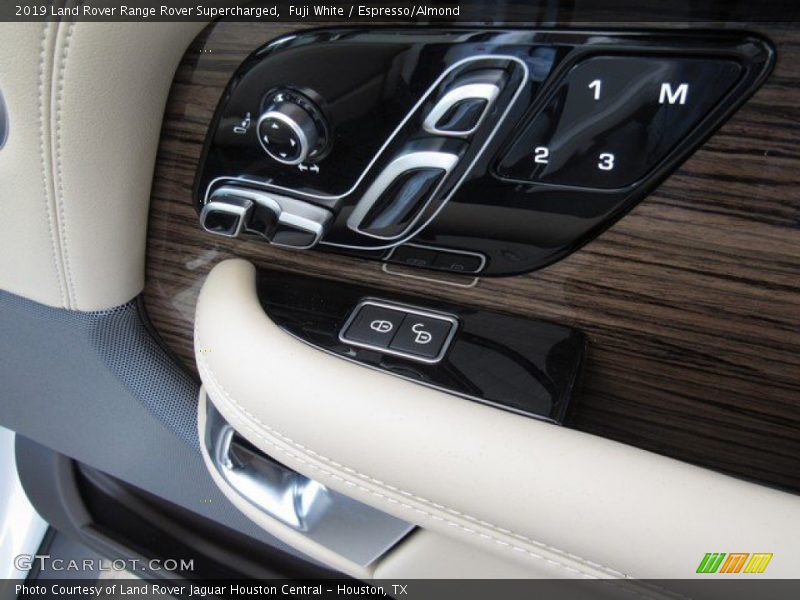 Fuji White / Espresso/Almond 2019 Land Rover Range Rover Supercharged