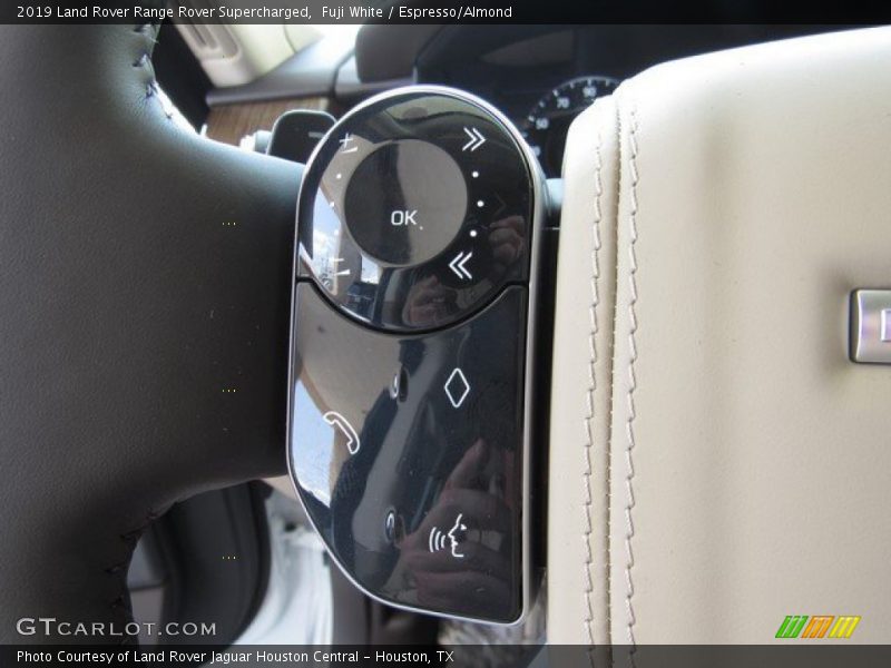 Fuji White / Espresso/Almond 2019 Land Rover Range Rover Supercharged