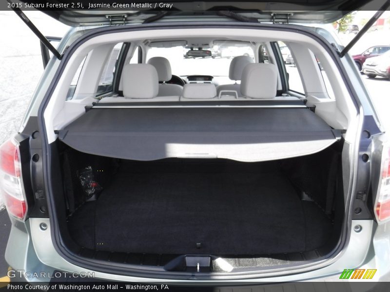Jasmine Green Metallic / Gray 2015 Subaru Forester 2.5i
