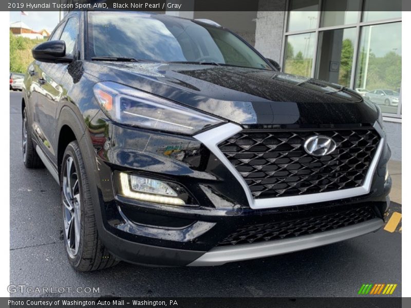 Black Noir Pearl / Gray 2019 Hyundai Tucson Sport AWD