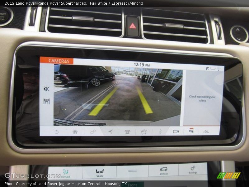 Fuji White / Espresso/Almond 2019 Land Rover Range Rover Supercharged