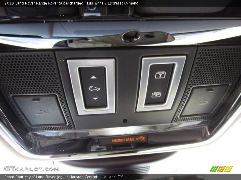 Fuji White / Espresso/Almond 2019 Land Rover Range Rover Supercharged