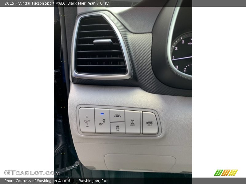 Black Noir Pearl / Gray 2019 Hyundai Tucson Sport AWD