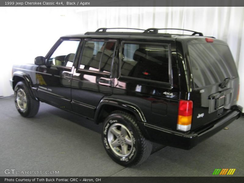 Black / Agate 1999 Jeep Cherokee Classic 4x4