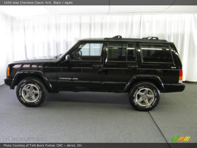 Black / Agate 1999 Jeep Cherokee Classic 4x4