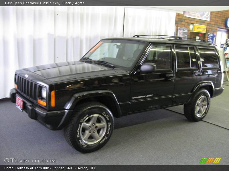 Black / Agate 1999 Jeep Cherokee Classic 4x4