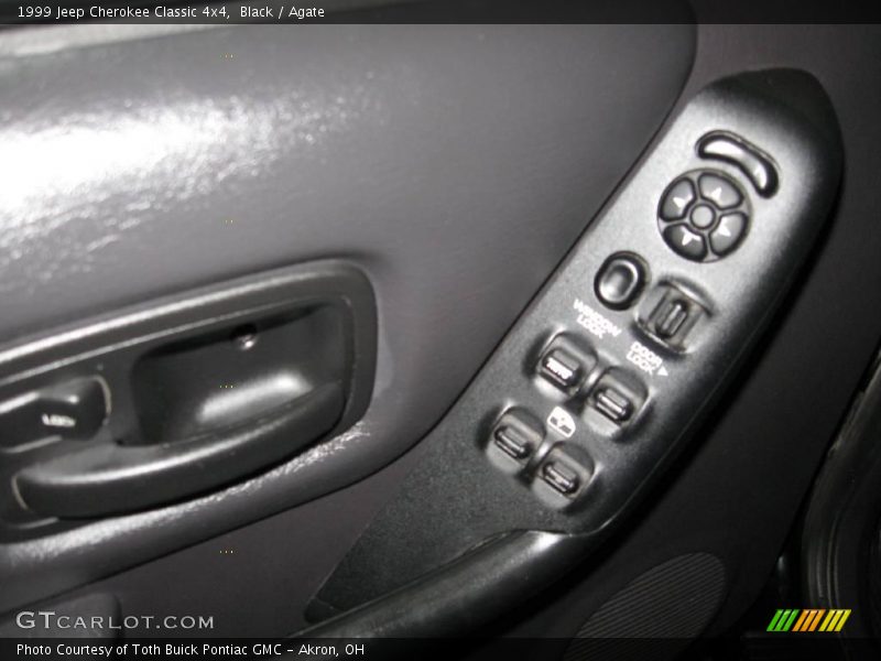 Black / Agate 1999 Jeep Cherokee Classic 4x4