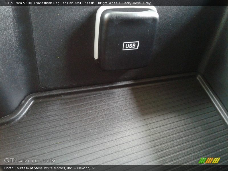 Bright White / Black/Diesel Gray 2019 Ram 5500 Tradesman Regular Cab 4x4 Chassis