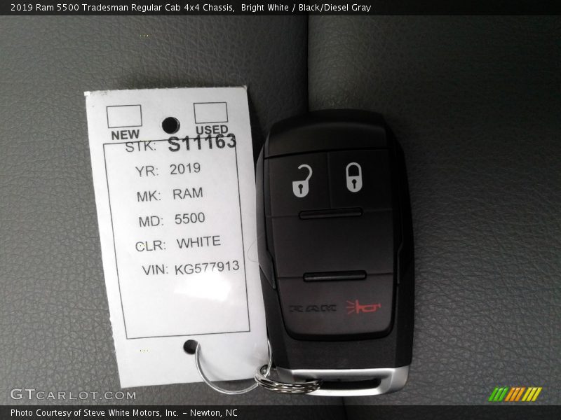 Bright White / Black/Diesel Gray 2019 Ram 5500 Tradesman Regular Cab 4x4 Chassis