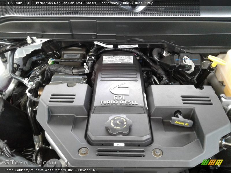 Bright White / Black/Diesel Gray 2019 Ram 5500 Tradesman Regular Cab 4x4 Chassis