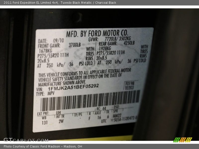 Tuxedo Black Metallic / Charcoal Black 2011 Ford Expedition EL Limited 4x4