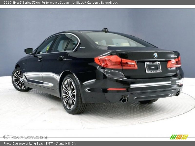 Jet Black / Canberra Beige/Black 2019 BMW 5 Series 530e iPerformance Sedan