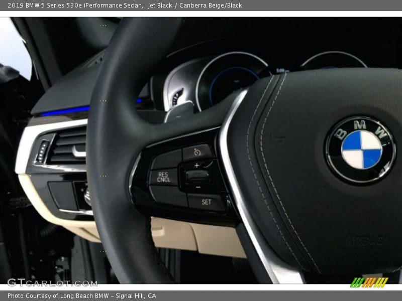 Jet Black / Canberra Beige/Black 2019 BMW 5 Series 530e iPerformance Sedan